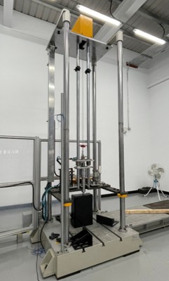 軌道複合基鈑落下與撞擊測試設備